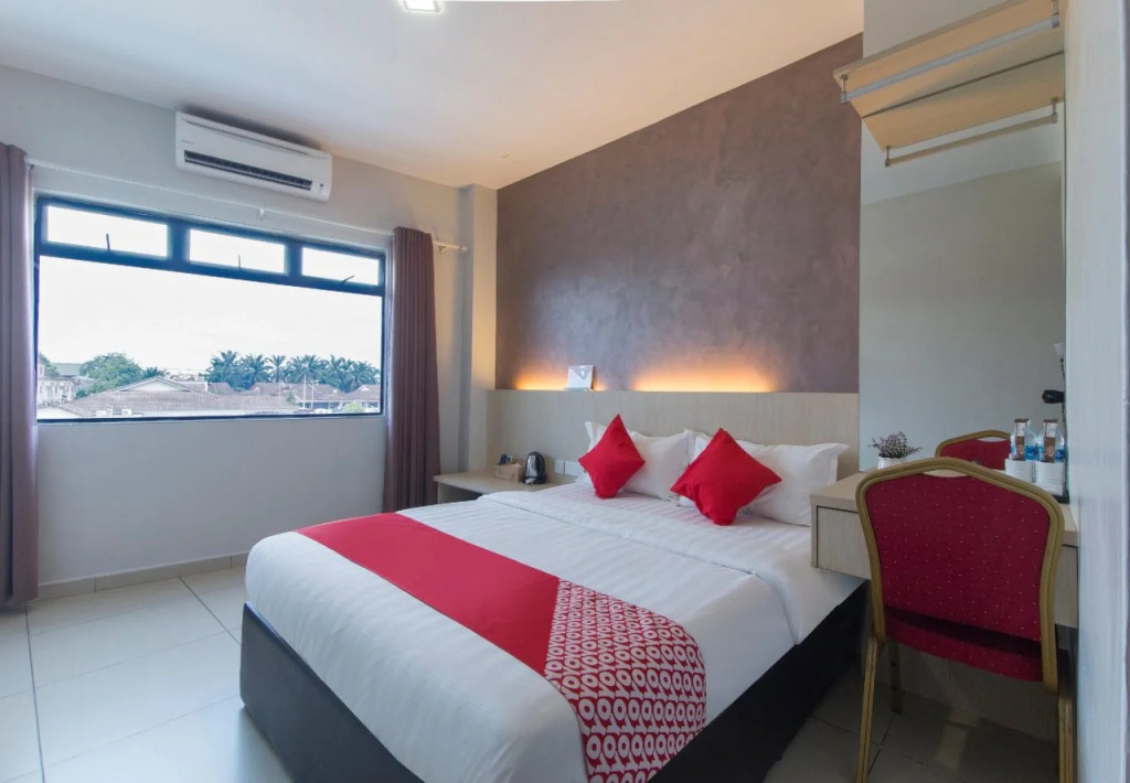 Top Garden Hotel