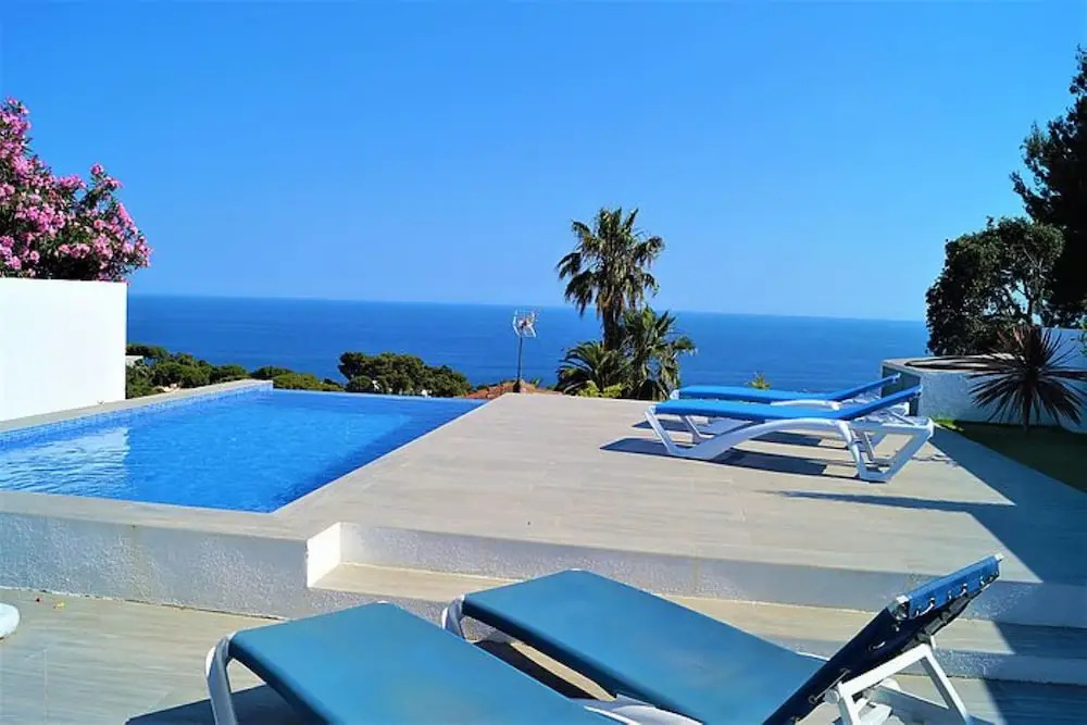 Villa - 3 Bedrooms with Pool and WiFi - 107928