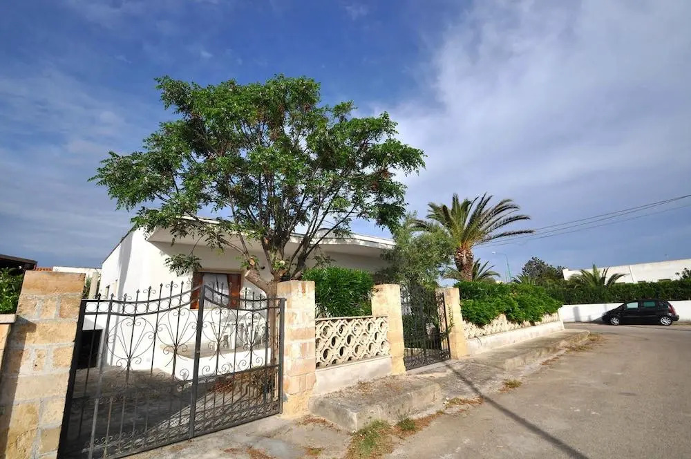 Villa Iris
