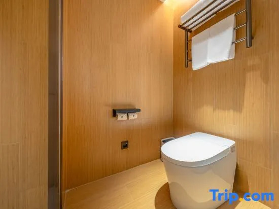 Atour Hotel Kunming Guandu Longhu Times Financial Center