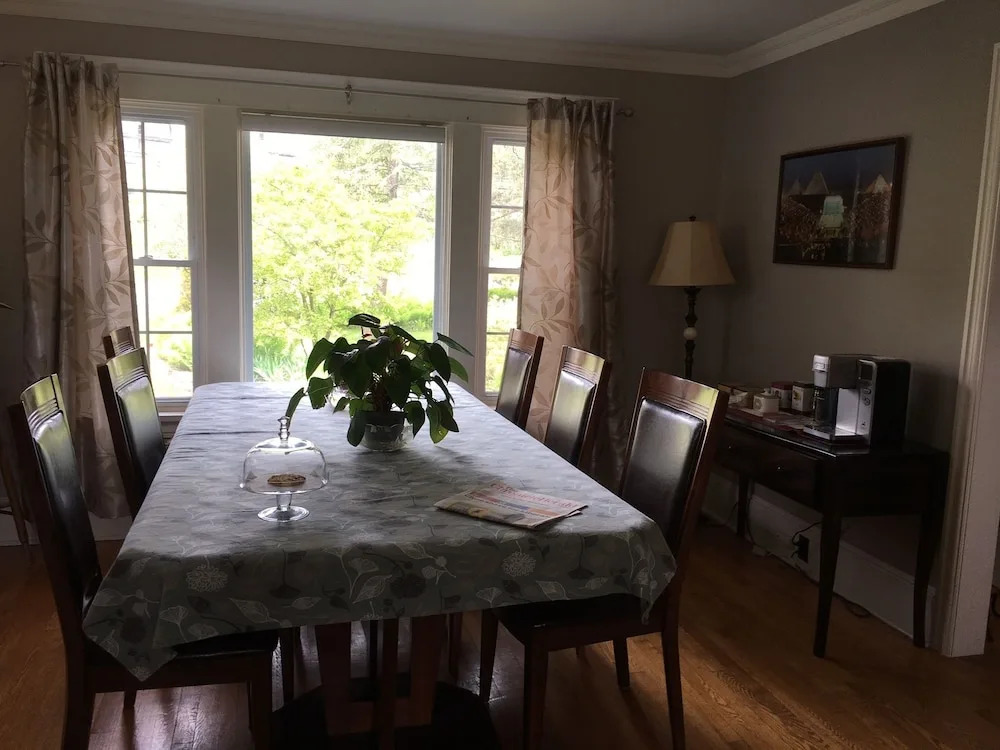 The Stella Rose B&B