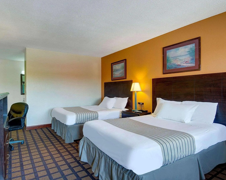 Econo Lodge Sharon - Foxborough