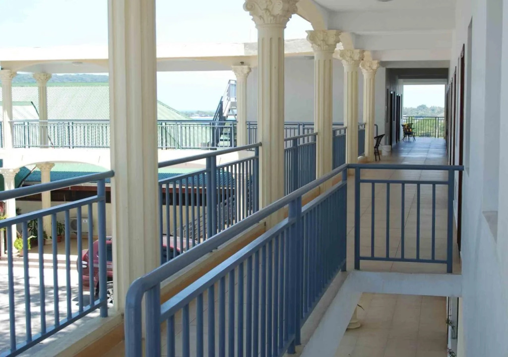 Golden Port Hotel