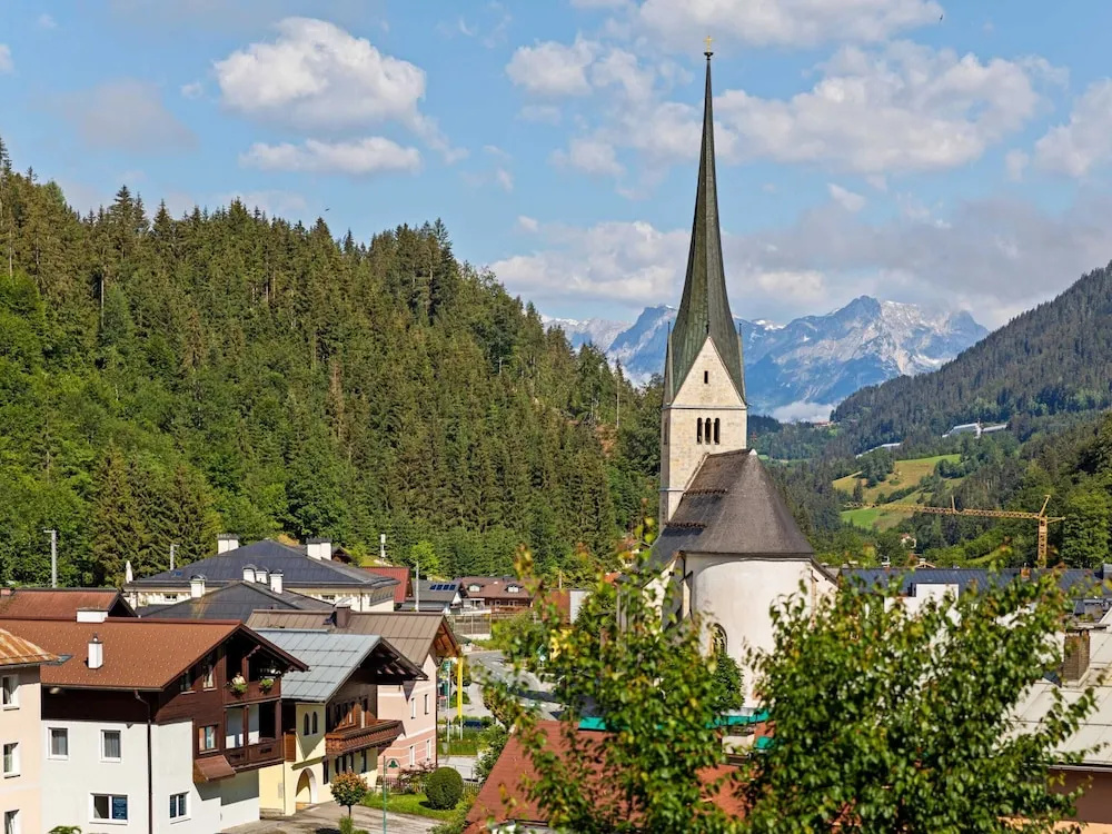Lovely Holiday Home in Hüttau near Salzburg Airport