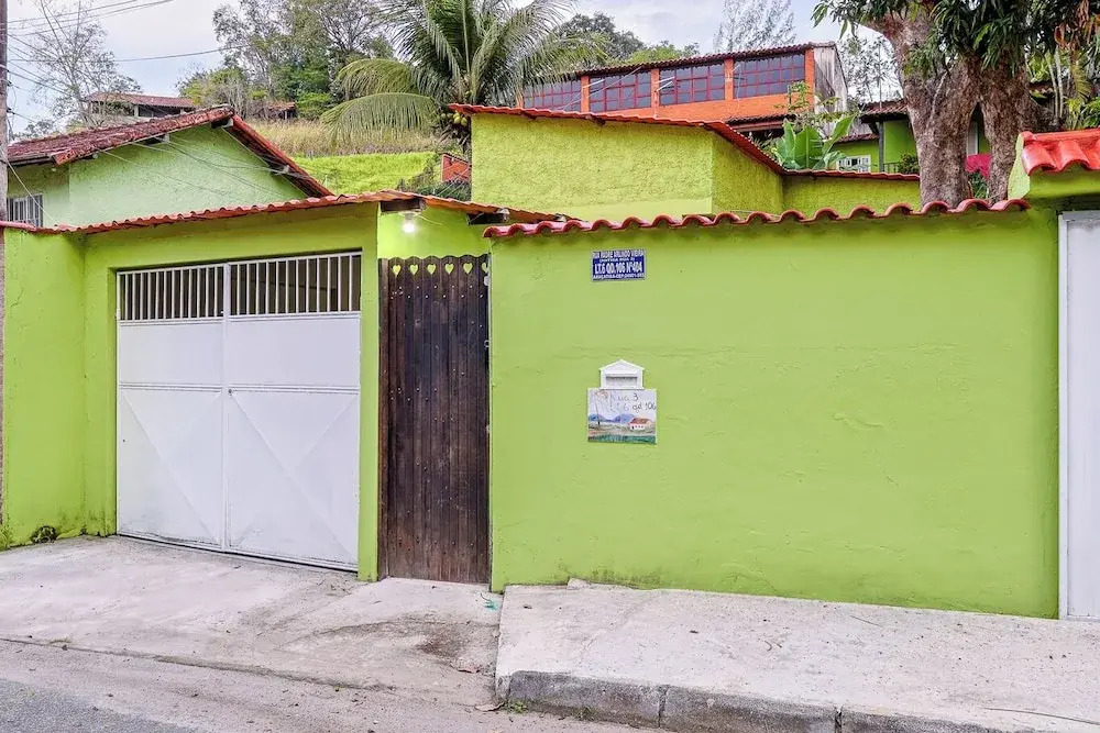 Casa c Wi-fi e Garagem 5 min do Centro