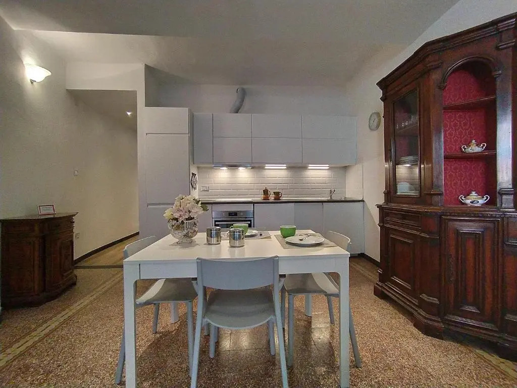 Rosanna House
