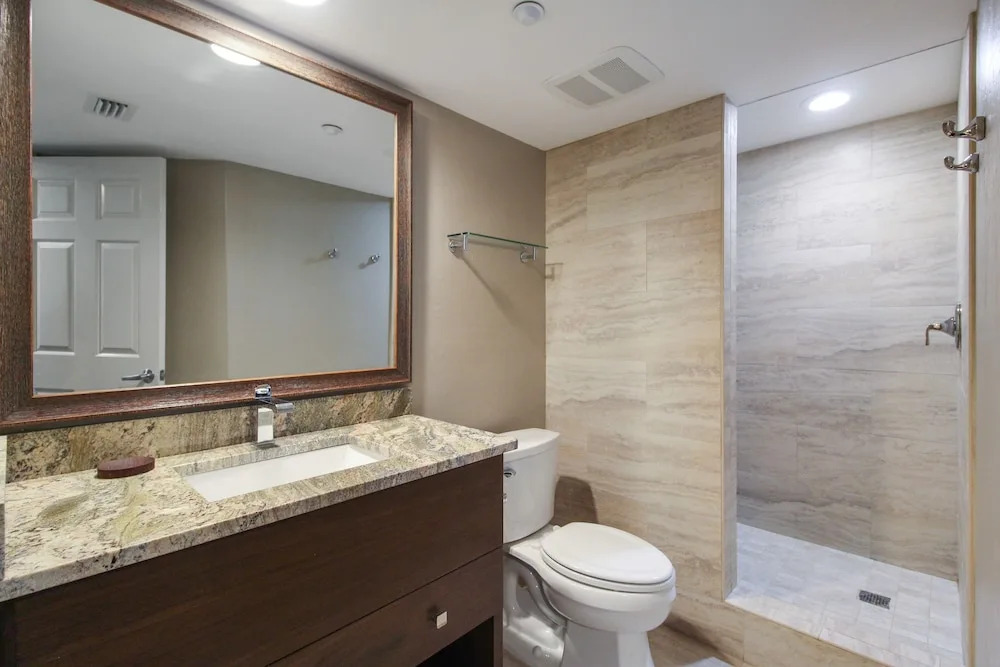 6620 Estero Blvd 1002 Condo 3 Bedrooms 2 Bathrooms Condo