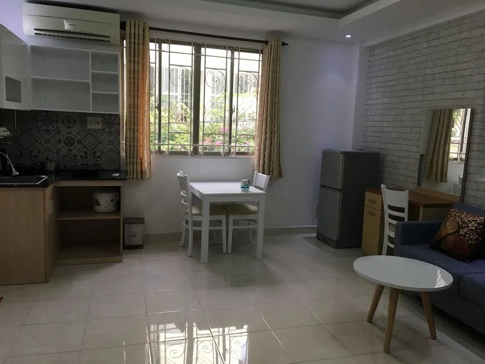 Smiley Apartment 12