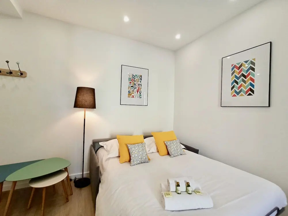 Brand-New 1 Bedroom Fully Refurbished