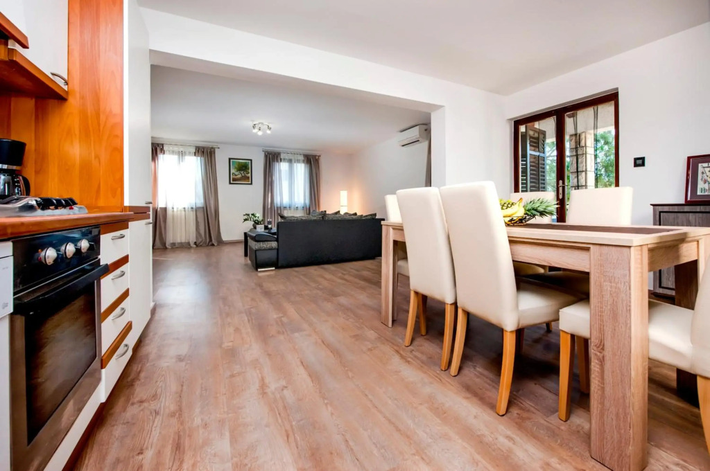 Apartment Nika