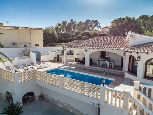 Villas Guzman - Erita