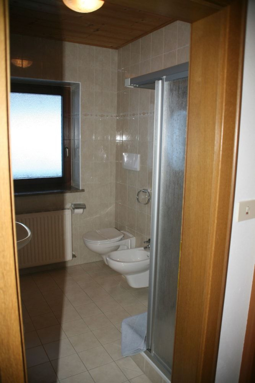 Hotel & Camping Gisser