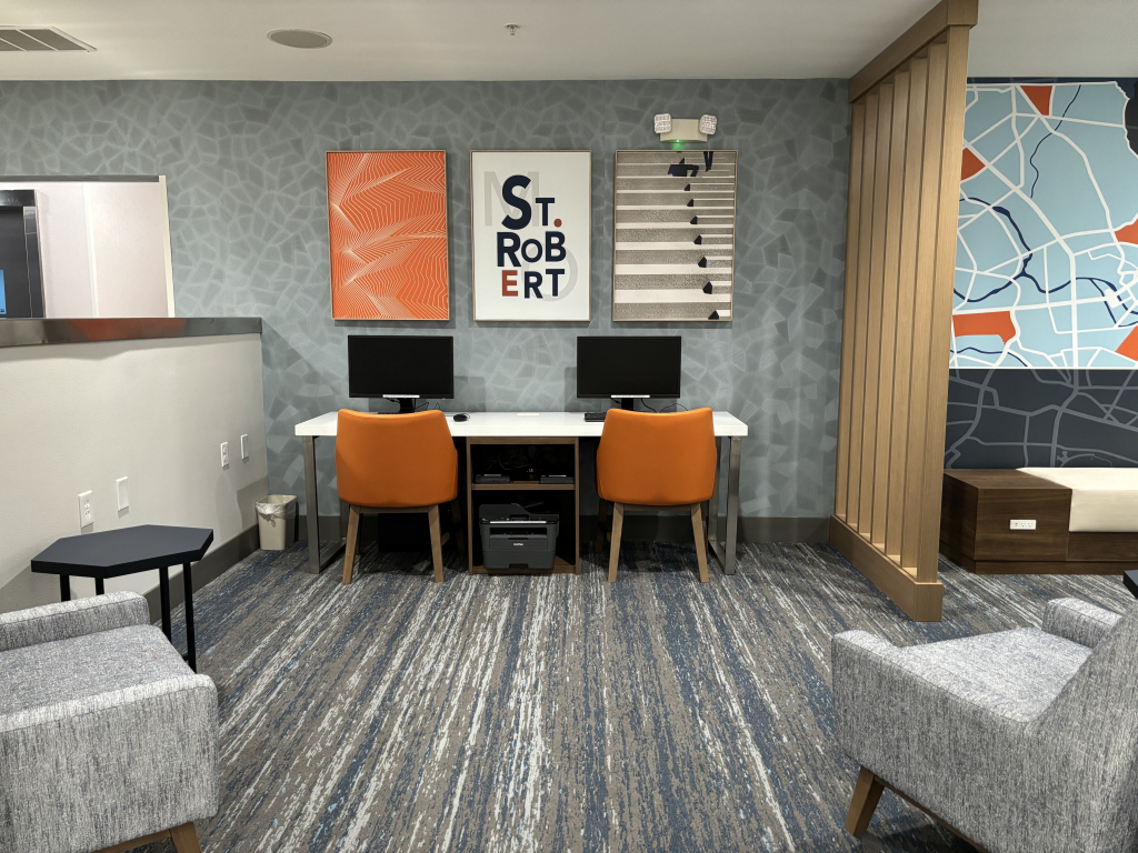 Holiday Inn Express Hotel and Suites Saint Robert by IHG