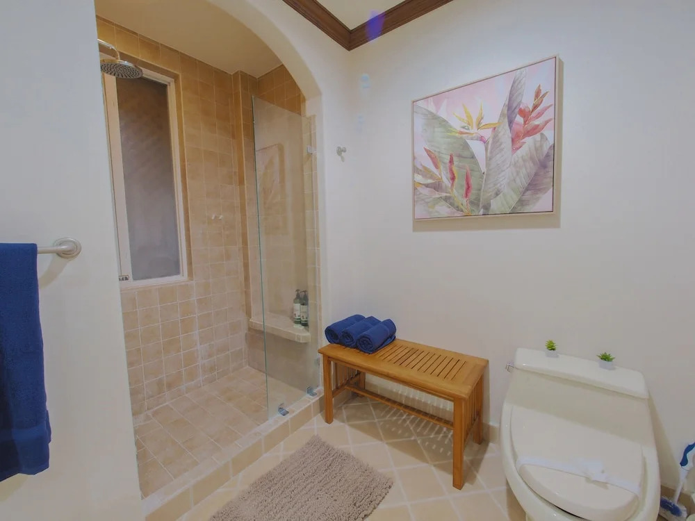 "ocean Front Condo In Peaceful, Gated Community"