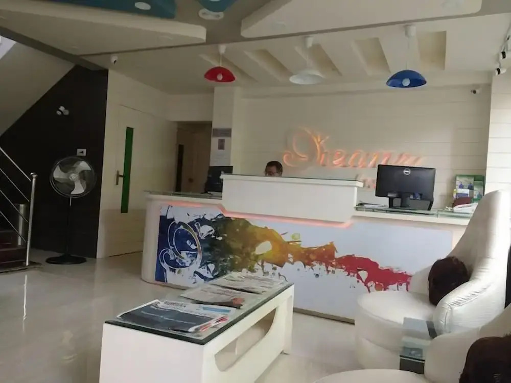 Joy Lux Stay