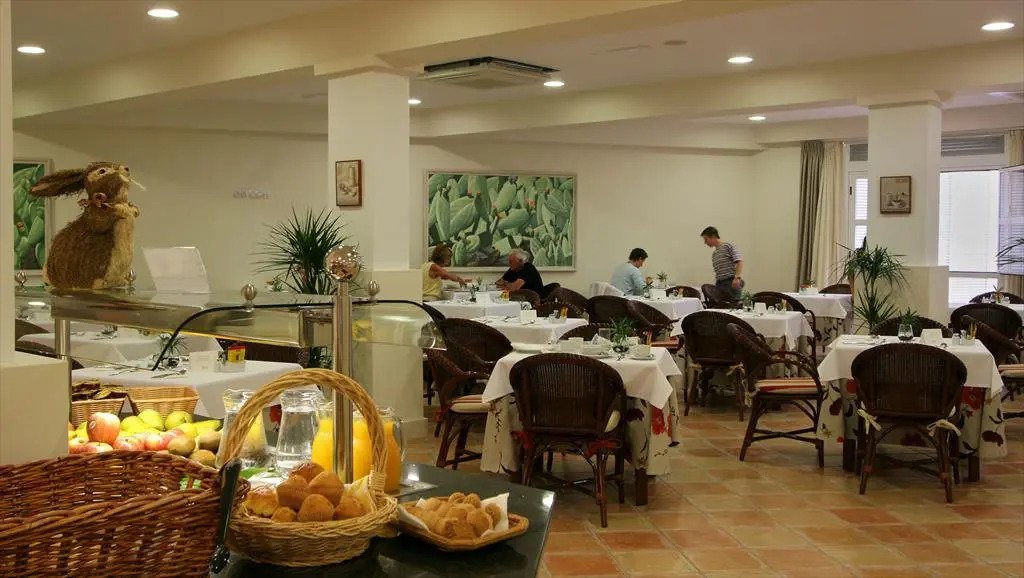 Apartamentos Jardín del Conde