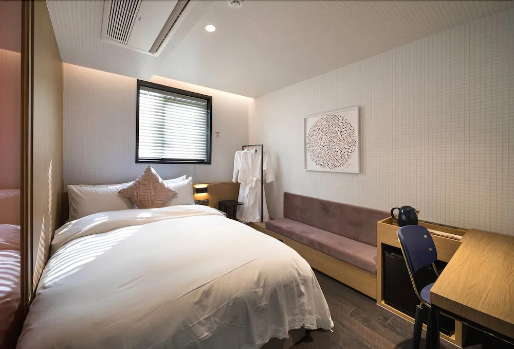 No 25 Signature Centum