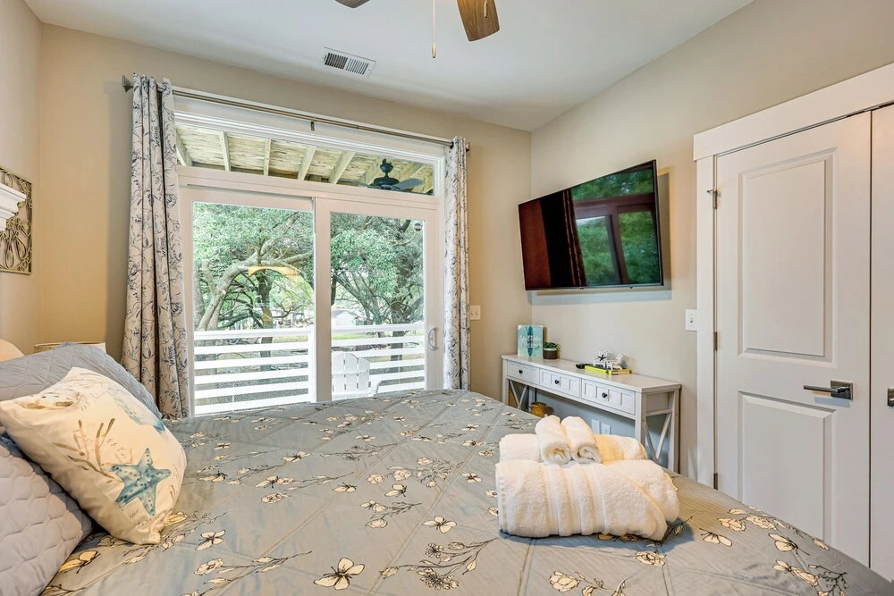 2 Mi to Boardwalk! Coastal Carolina Beach Hideaway