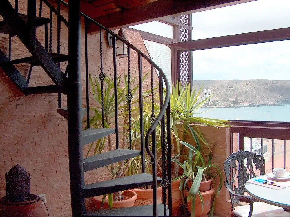 Sun And Terrace Apartment