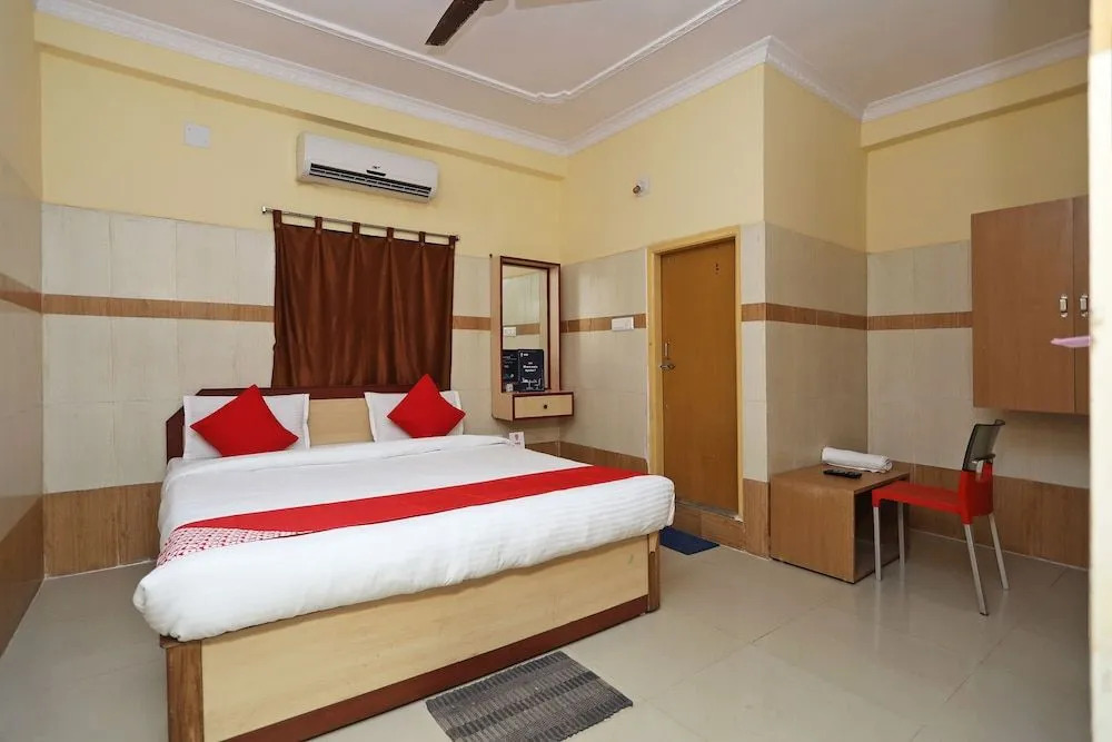 OYO 15915 Hotel Star Inn