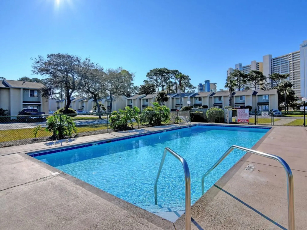 Gulf Highlands 104 Robin Lane Just Steps to the Beach 2 Bedroom 3 Bath