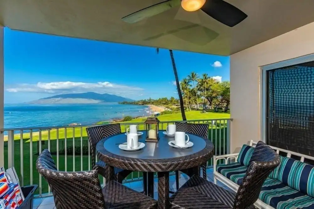 Royal Mauian, #205 2 Bedroom Condo by RedAwning