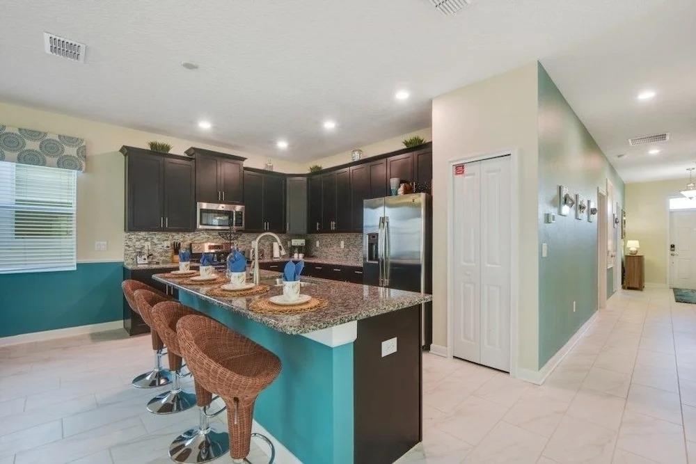Well Appointed 4-bed Hm W Pool, Gm Rm-1542mvd 4 Bedroom Home