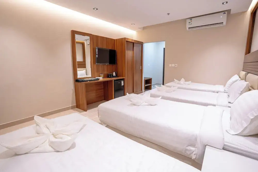 فندق كنان العزيزية Kinan Al Aziziyah Hotel