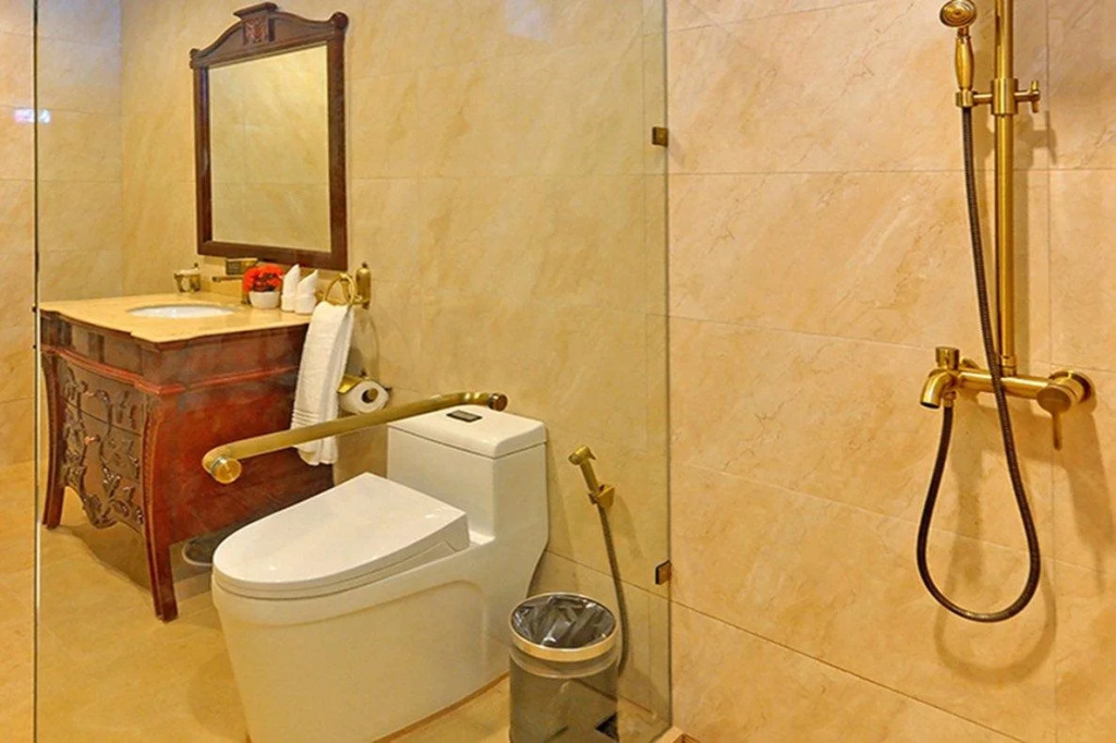 Boracay Summer Palace Hotel