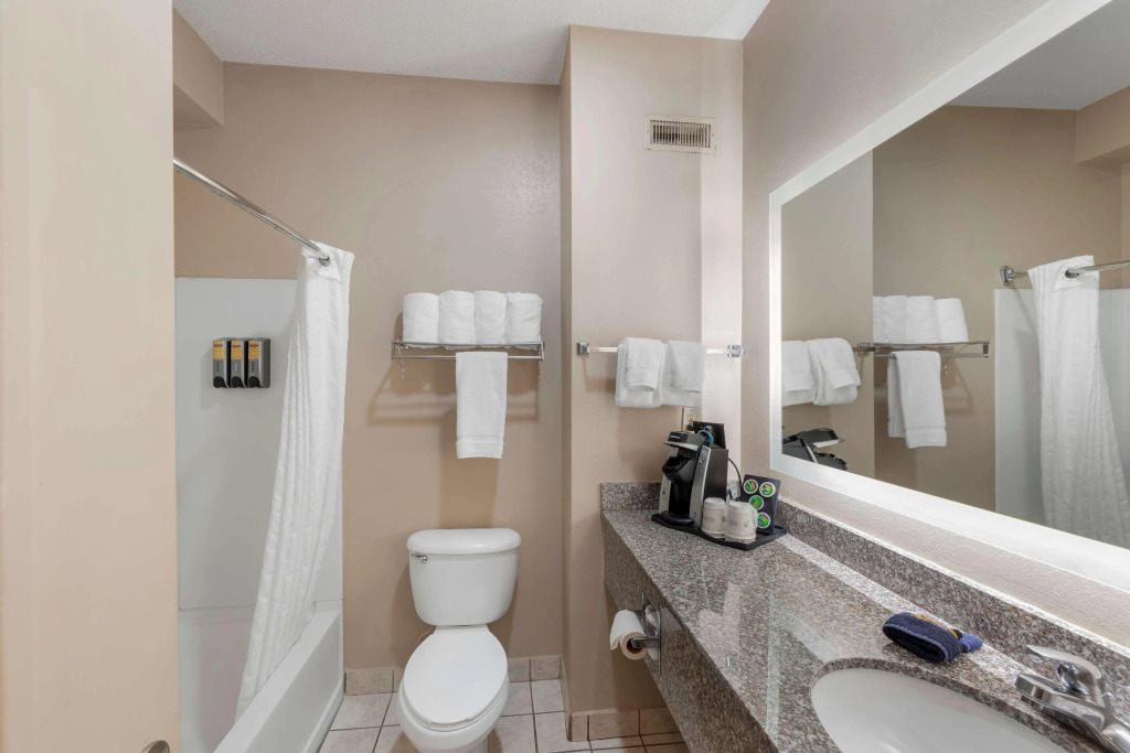 Best Western Plus Russellville Hotel & Suites