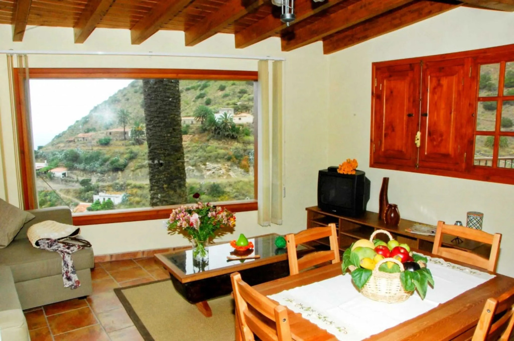 Casa Rural con Wifi y estupenda vista a la montana en Vallehermoso, La Gomera