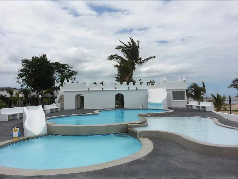 Merito Resort