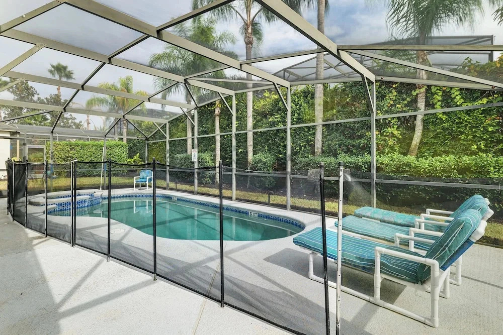 11 Mi to Disney! Family Haven w/ Poolside Oasis