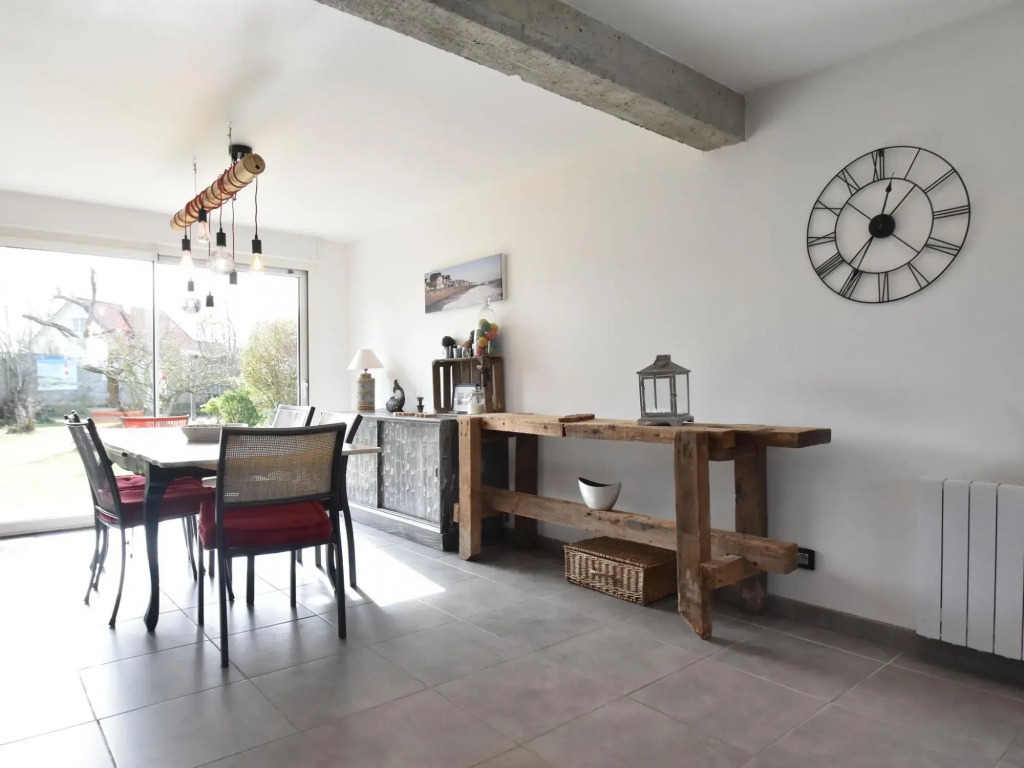Beautiful Holiday Home in Agon-Coutainville with Garden