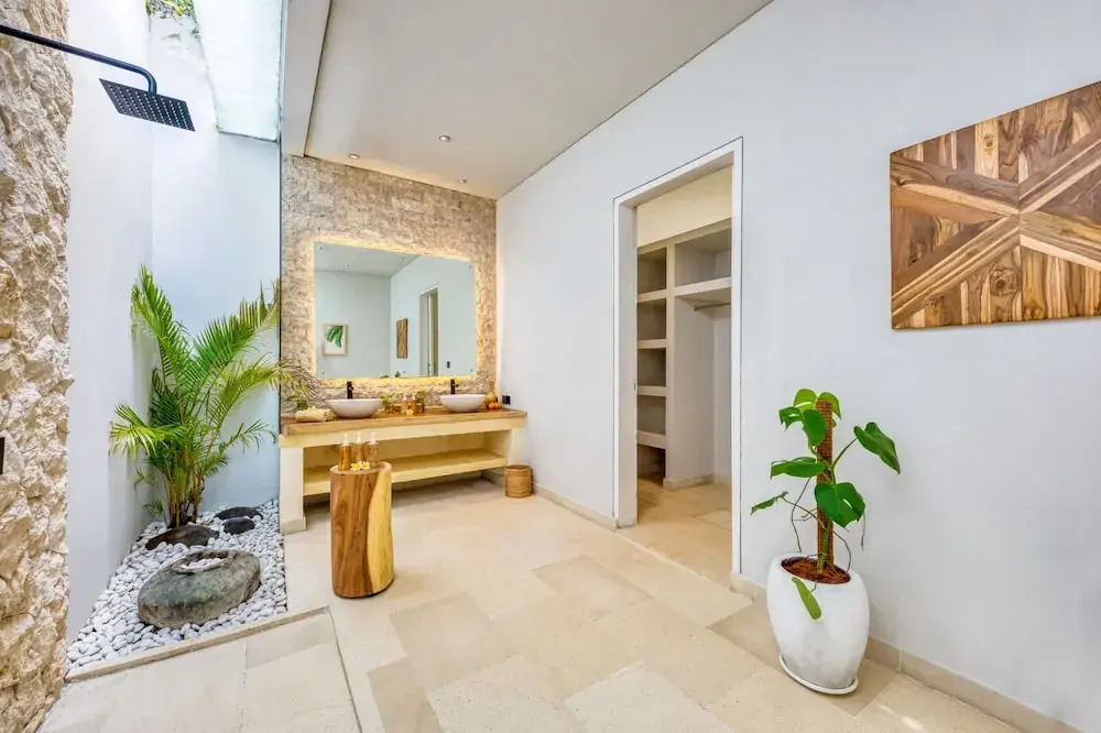 Villa Reina by SooBali - Spacious & Modern near Canggu with Butler-Cook, Private Pool and Tropical Gardens