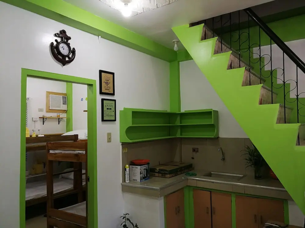 Kaleb Hostel