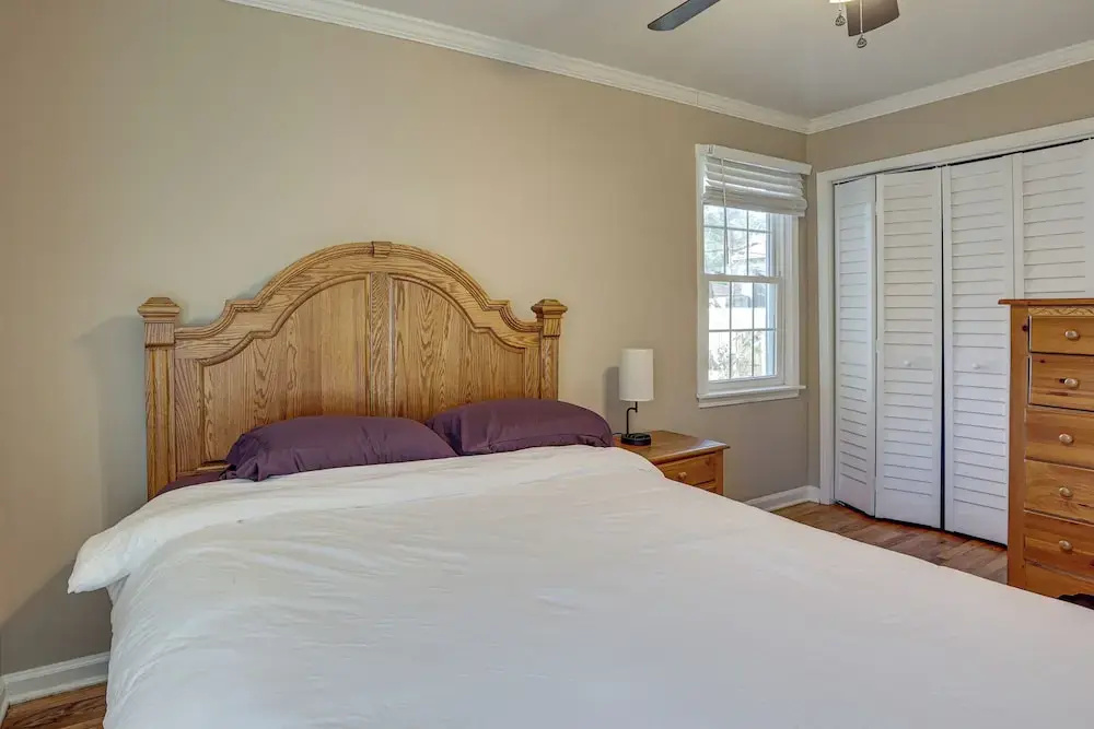 2 Mi to Downtown Savannah: Historic Home