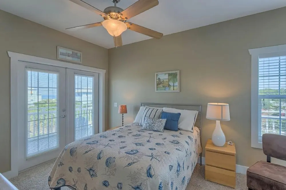Sea Breeze Manor