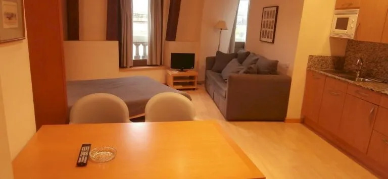 Apartaments Sant Jordi Santa Anna