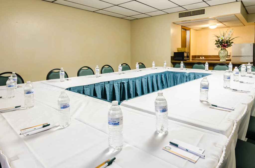 Wyndham Garden Salina Conference Center