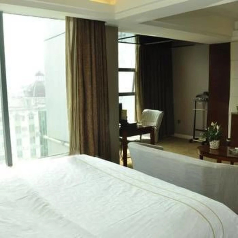 Chunqiu International Hotel - Guangyuan