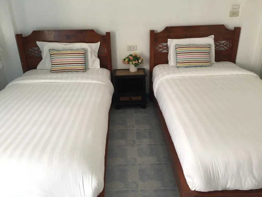 Mango Hotel
