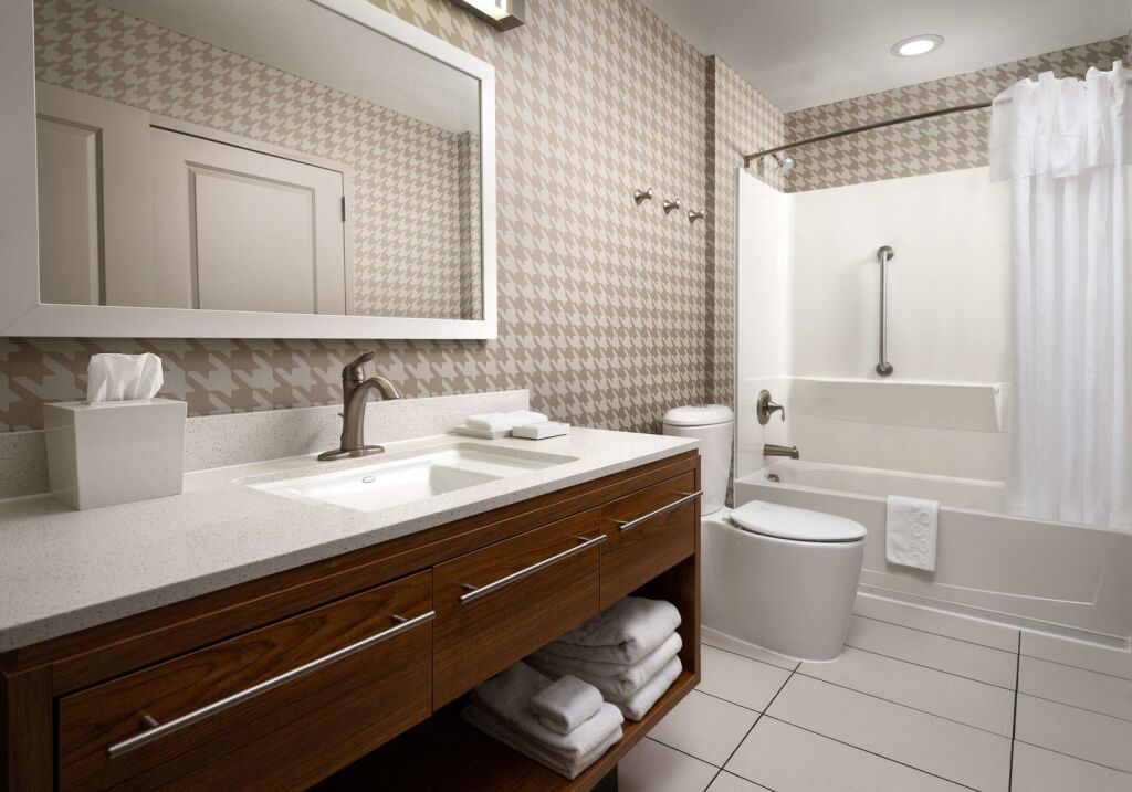 Home2 Suites by Hilton Charleston Airport Convention Center, SC