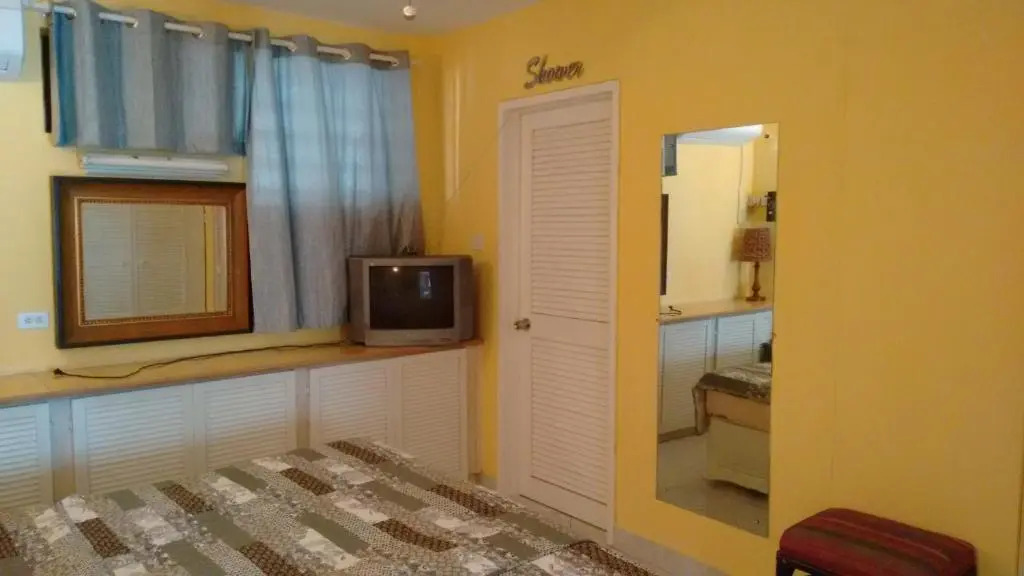 Condominium 220