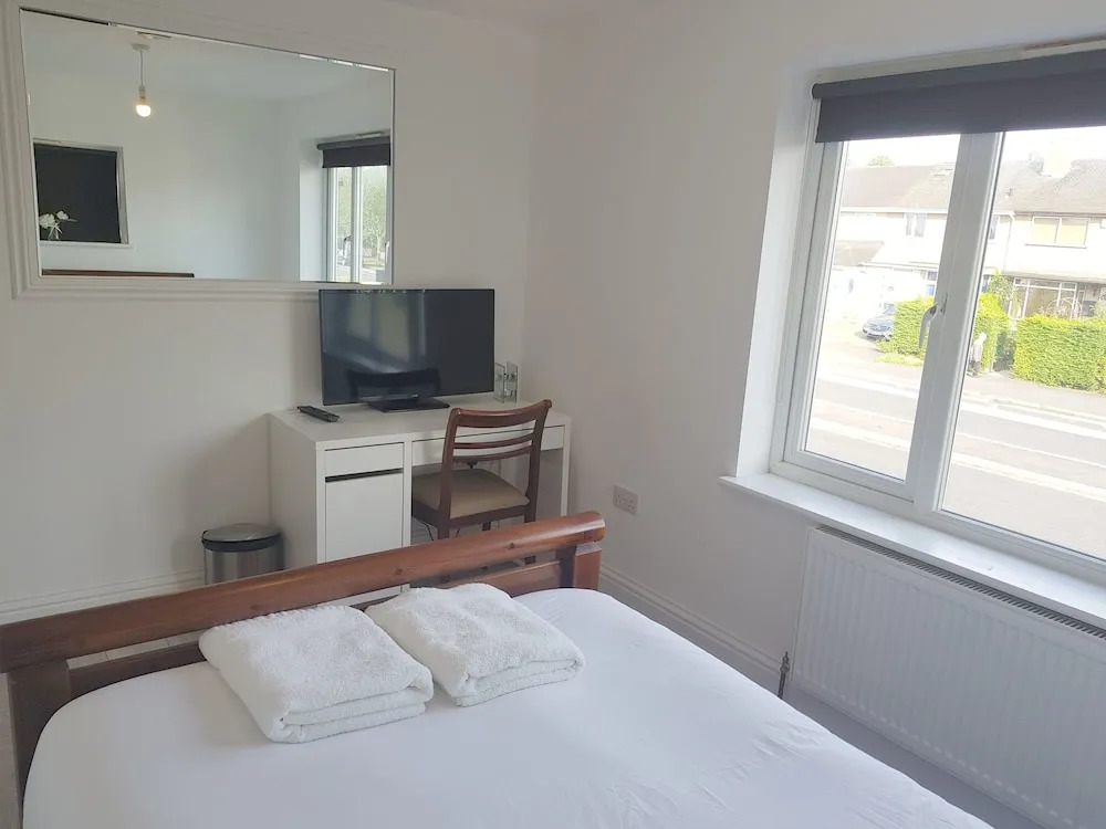Oxford Modern Guest House