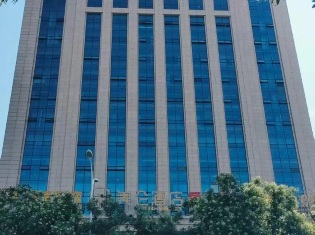 Yazhi Hotel