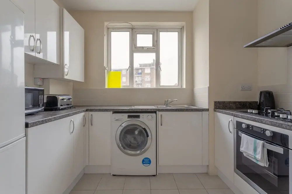 4 Bedroom Apartment in Battersea