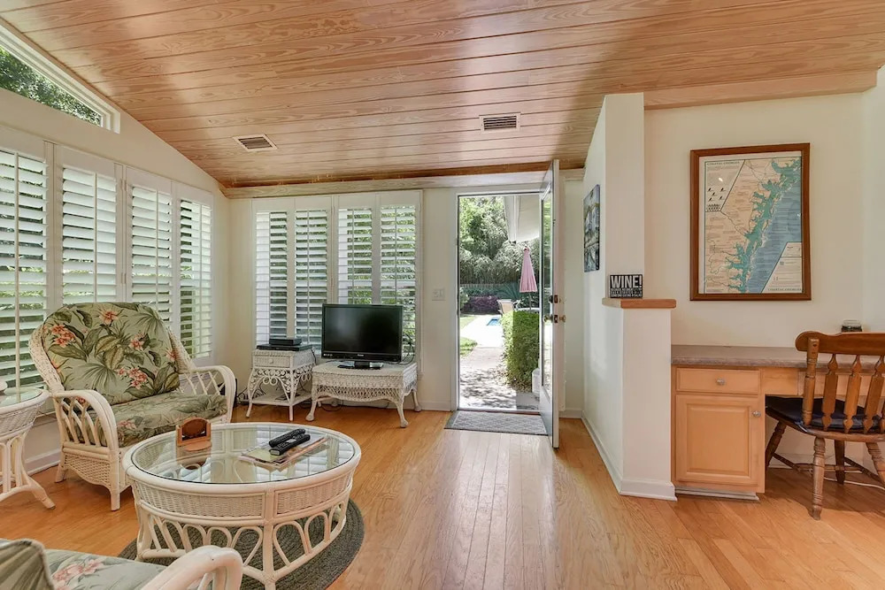 Beach Love AND Happiness by Jekyll Realty