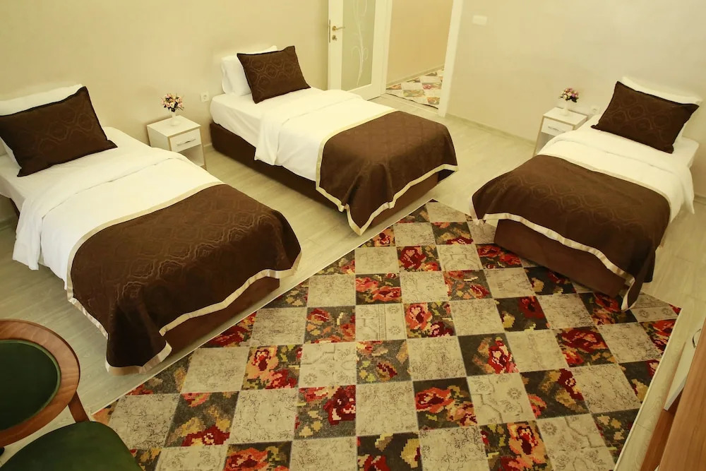 Gungor Omesyus Otel