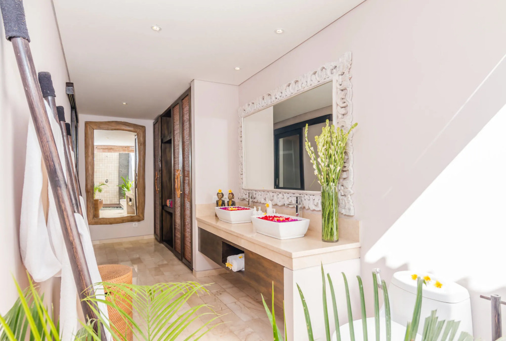 Villa Koala, 2BR Private Pool Villa near Seminyak Best Nightlife and W